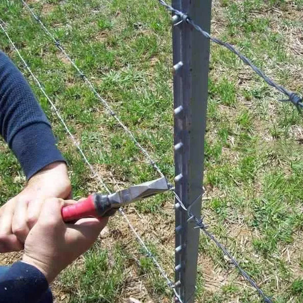 ASTM A121 Standard Barbed Wire Fence Hot Galvanized Type For Military